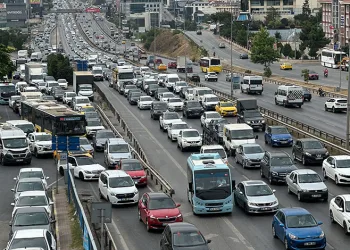 İstanbul’da bayram trafiği başladı