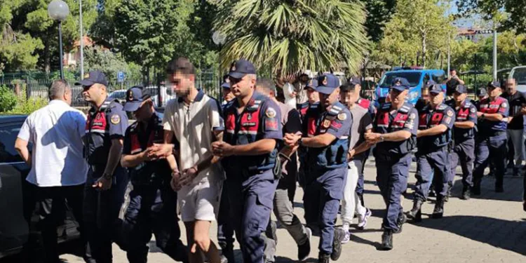 Aydın merkezli 4 ilde dolandırıcılık operasyonu