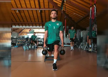 Bursaspor salonda çalıştı