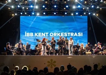 Bursa Festival’inde 90’lar gecesi