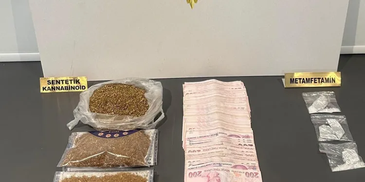 Samsun’da uyuşturucudan 17 kişi yakalandı