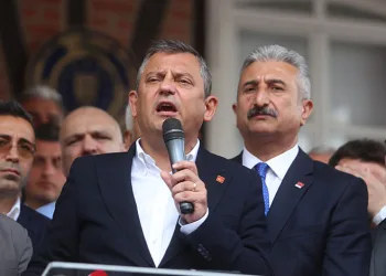 “Bozbey’in 100 günde yaptıklarını takdir ediyorum”