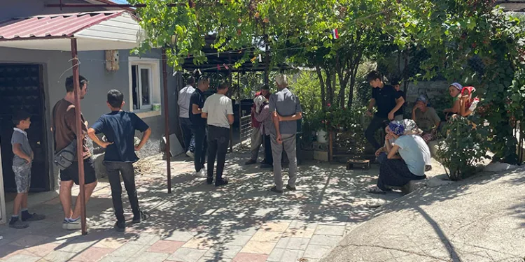 Halasına ev yaptı, alacağı 300 bin lirayı isteyince öldürüldü