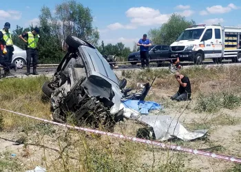 Feci kazada bir aile yok oldu