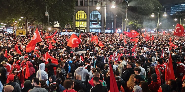 Berlin’de çeyrek final coşkusu