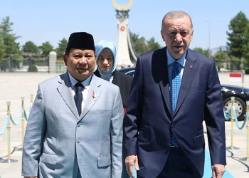Erdoğan, Endonezya Cumhurbaşkanı ile görüştü