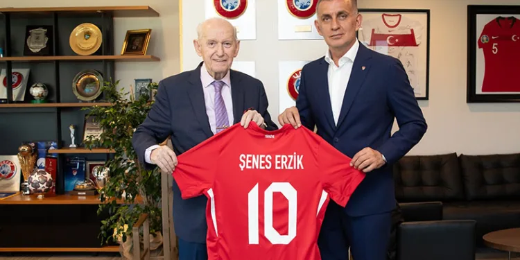 Şenes Erzik’ten TFF Başkanı Hacıosmanoğlu’na ziyaret