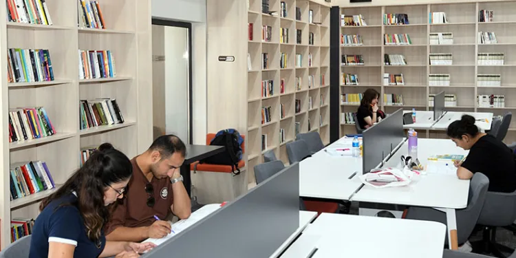 Hasan Ali Yücel Dünya Klasikleri Kütüphanesi’ni gençler çok sevdi