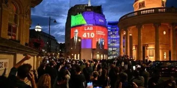 İngiltere’de zafer İşçi Partisi’nin