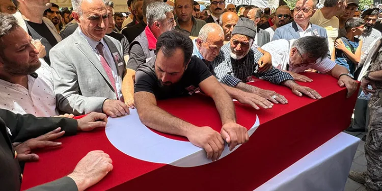 Konyalı şehit son yolculuğuna uğurlandı