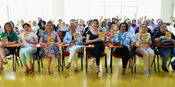 ‘Kadın Yazarıyla Buluşuyor’ projesinde ilk kitap dağıtıldı