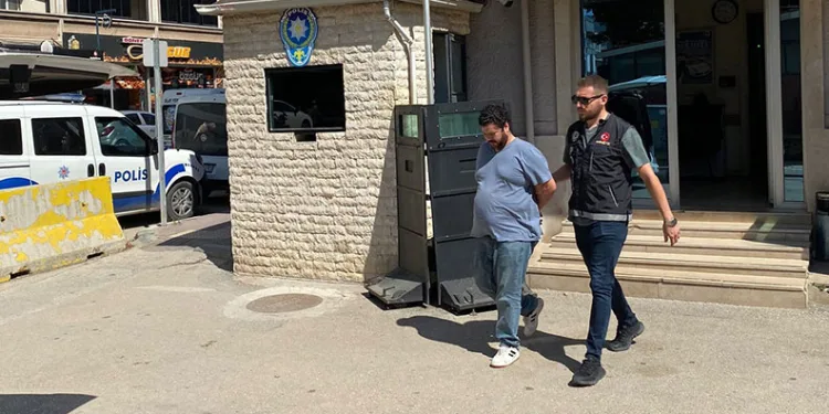 Bursa polisi uyuşturucuya geçit vermiyor