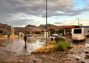 Sivas’ta sokaklar göle döndü