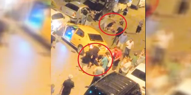 Bursa’da ticari taksi ile motosiklet çarpıştı, 2 yaralı