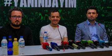 Bursaspor’un yeni teknik direktörü Pablo Martin Batalla imzayı attı