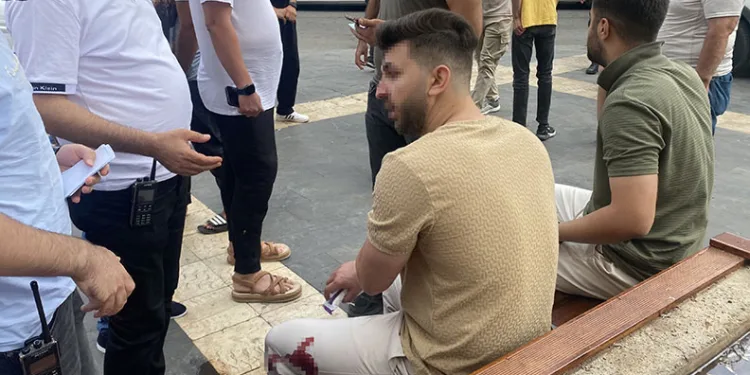Diyarbakır’da park kavgası: 2 yaralı