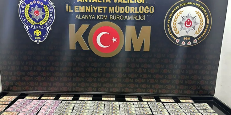 Alanya’da sahte paraya geçit verilmedi