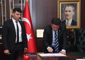 Osmangazi’de memurları sevindiren imza