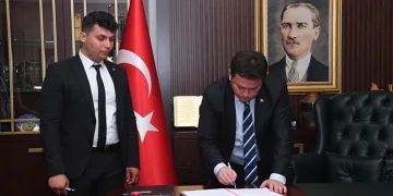Osmangazi’de memurları sevindiren imza