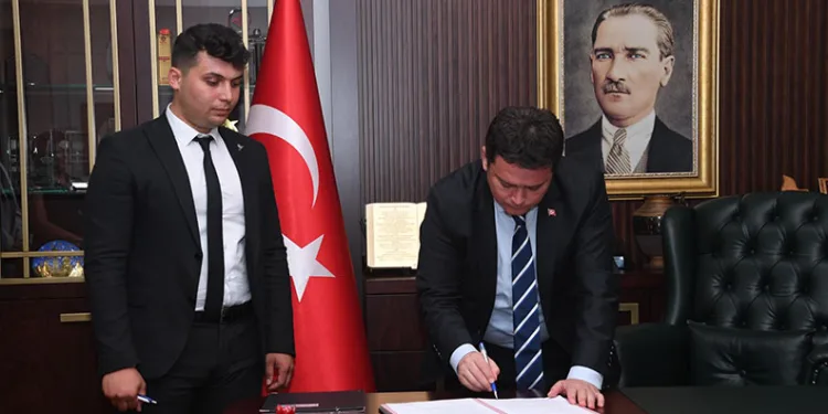 Osmangazi’de memurları sevindiren imza