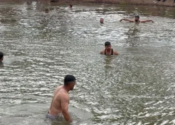 Gölete giren 3 kişi boğuldu