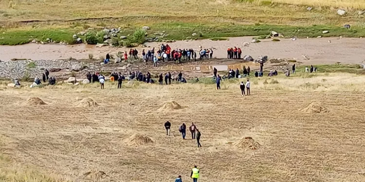 Sele kapılan çoban 30 kilometre sürüklendi