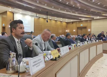 Ercan Özel çiftçinin sorunlarını meclise taşıdı