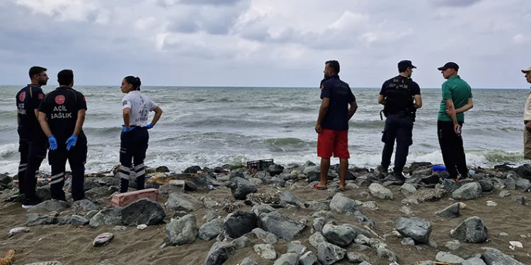 Serinlemek için denize giren şahıs kayboldu