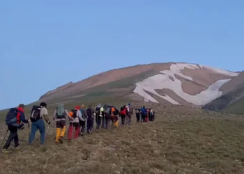 Ağrı’da Süphan Dağı zirve tırmanışı ile 15 Temmuz kutlandı