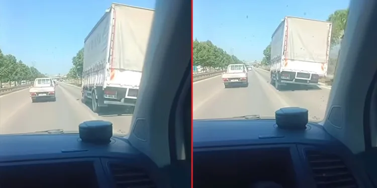 Bursa’da yan giden kamyon yürekleri ağıza getirdi