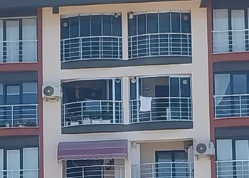 5’inci kattan düşen çocuk hayatını kaybetti