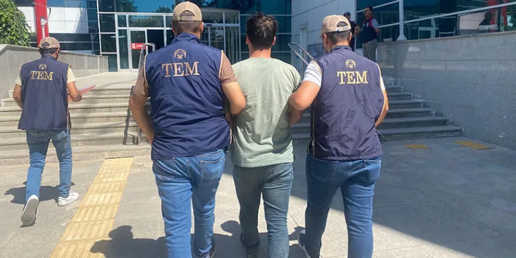 DEM Parti Adıyaman Merkez İlçe Başkanı gözaltına alındı