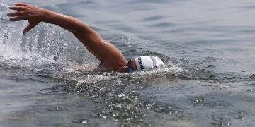 Bursa’da yüzme maratonu nefes kesti