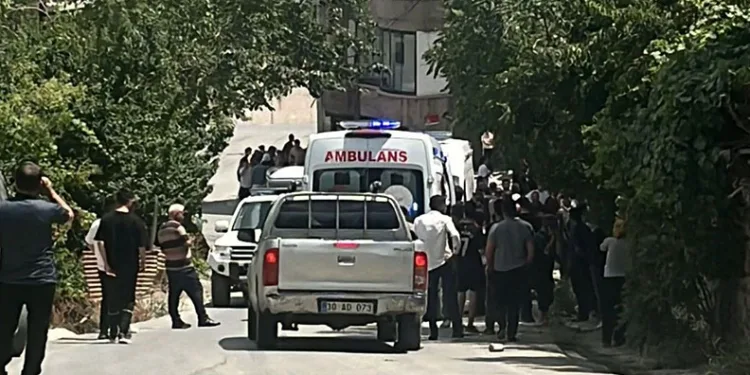 Hakkari’de aile kavgası: 1 ölü, 1 yaralı