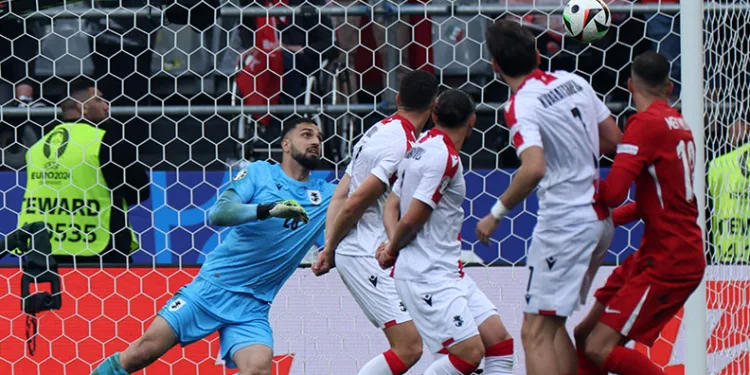 En güzel gol Mert Müldür’den