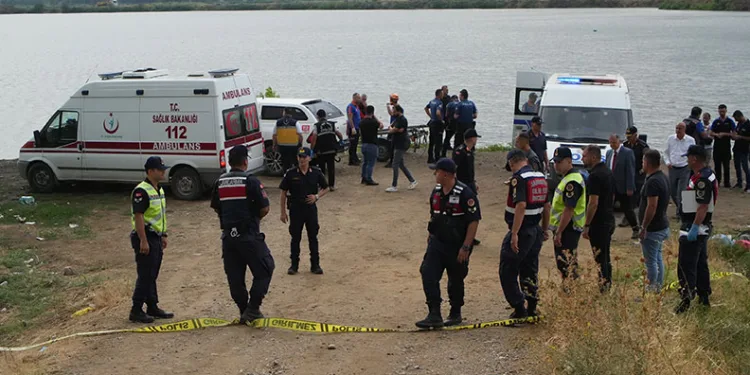 Meriç Nehri’nde boğulan iki gencin cansız bedenine ulaşıldı