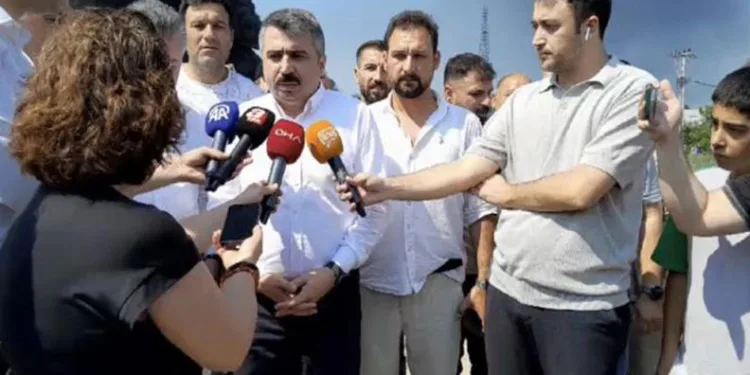 Oktay Yılmaz: “Yangın büyük ölçüde kontrol altına alındı”