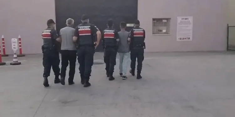 Yol verme meselesinde kan aktı: 3 yaralı, 2 tutuklama