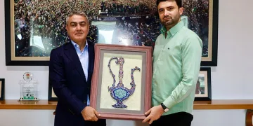 Rahmi Aksoy’dan, Bursaspor’a ziyaret