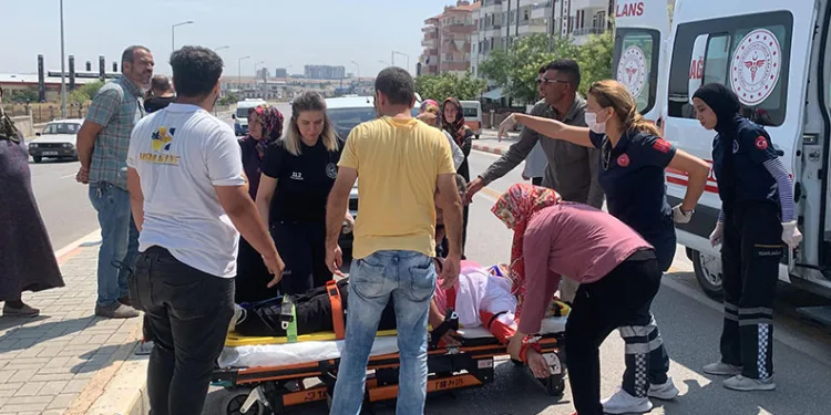 Karaman’da otomobilin çarptığı kadın yaralandı