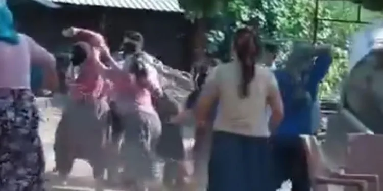 Miras kavgasında anne ve 2 kızı öldüresiye darp edildi