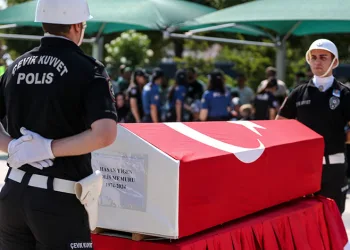 Bursa’da kanserden ölen polis için tören düzenlendi