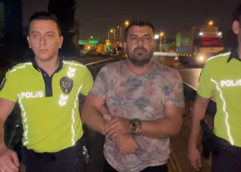 Bursa’da polisten kaçmaya çalıştı, 18 bin lira ceza yedi