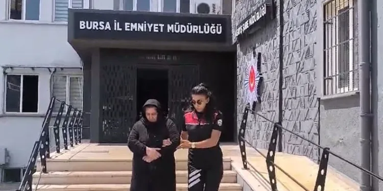 Bursa’da aranan 2 şahıs yakalandı