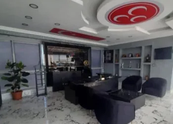 Seçimden sonra ilk işi odasını yeniletmek oldu
