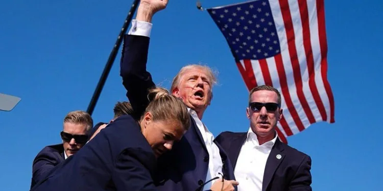 Donald Trump’a mitingde suikast girişimi