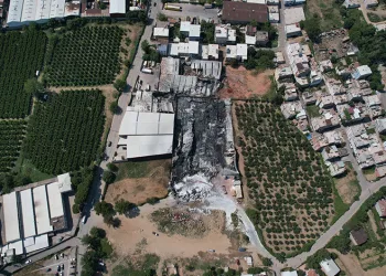 Bursa’da hurdalar milyonluk fabrikaları küle çevirdi