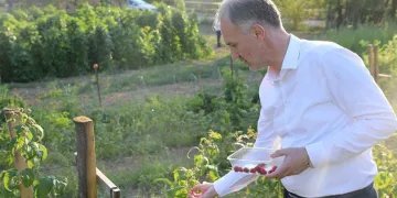 İnegöl Belediyesi’den ücretsiz toprak analizi
