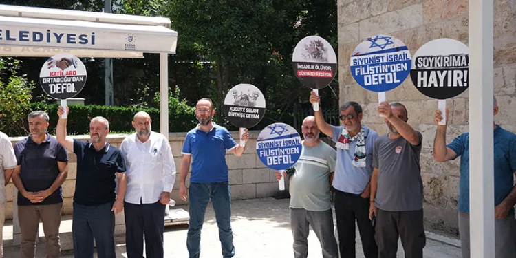 Bursa’da İsrail’e protesto