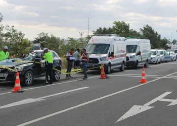 Kız kardeşler feci kazada hayatını kaybetti